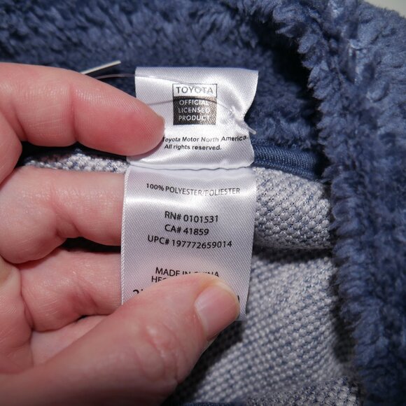 Official Toyota Men's Scenic Print Fleece 1/4 Zip Jacket Size S-3XL Big Blue Sky - Picture 7 of 13